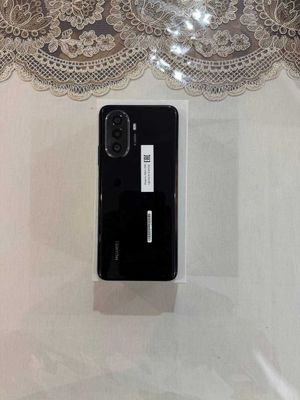 Prodaetsya Huawei Y70 4x64 gb