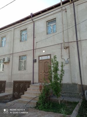 уй сотилади 220кв