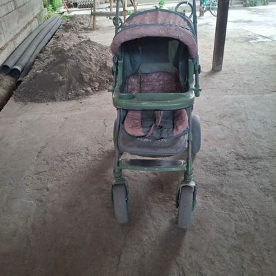 Болалар каляскаси каляскаси