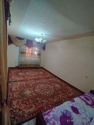Uy sotiladi 2 xonalik 2 etaj