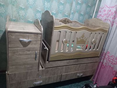 Bolalar yotishi uchun mebel