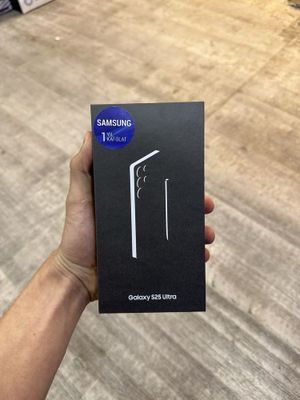 Samsung S25 Ultra
