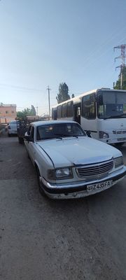 Продаю Волгу 3110 с прицепом