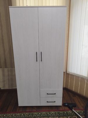 Продам шкаф ×2 / односпалка кровать с матрасом ×10 в отличном состояни