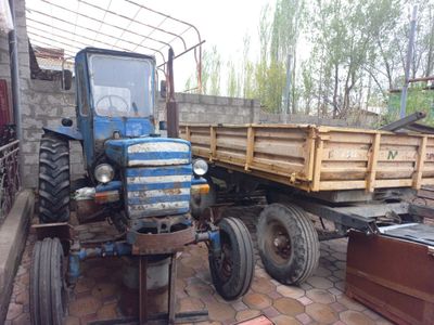 28 traktor 1 2 yildan beri yurmayapkan holat yaxshi balonlari yangi