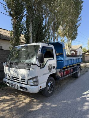 Isuzu sotiladi Srochno