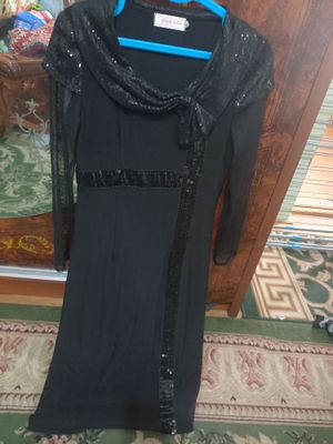 Qizlar ko'ylaklar