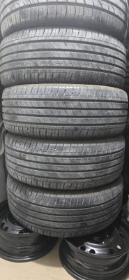 tracker goodyear r17
