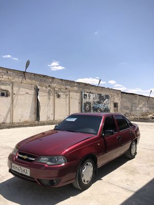 Nexia 2 1.6 kansaner