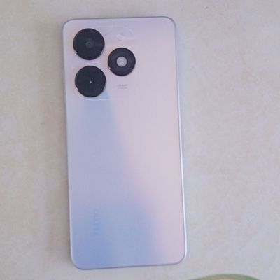 Tecno Spark Go 2024 срочно продам