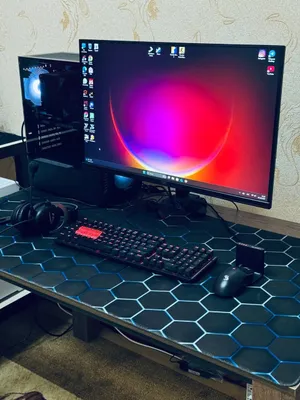 Настольный игровой компьютер сотилади