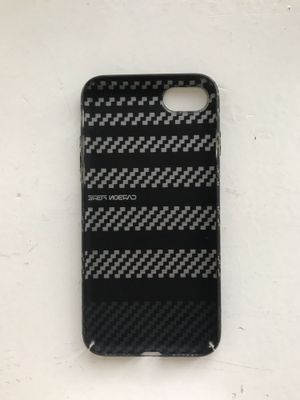 iPhone 7 uchun karbon chexol