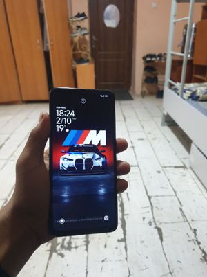 redmi 13c aybi:yoq 256:8gb holati ideal