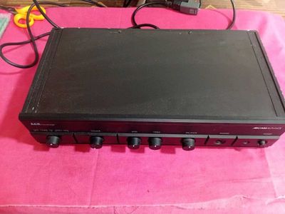 английский усилитель AR Cambridge Arcam Alpha