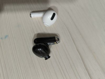 Air pods pro левый