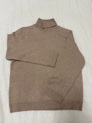 Zara , vodolazka razmer 6-7 120sm