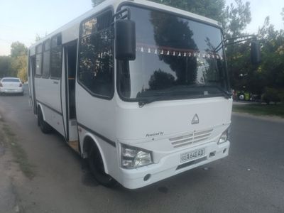 Isuzu avtobuz sotiladi 2015 yil salarkada