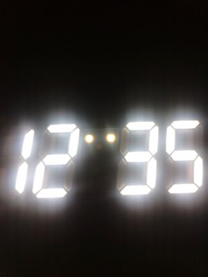 3D led soat sotiladi