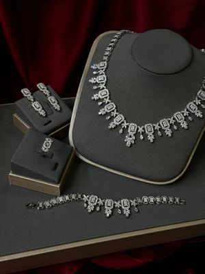 Luks kachestvada bujiteriya kamplekt
