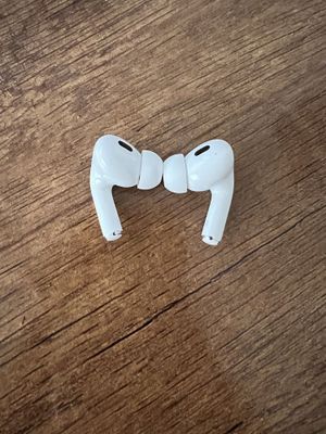 airpods pro o’ng va chap