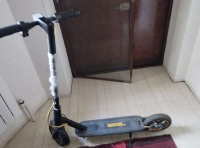 elektron skuter sotiladi narxini kelishib beriladi