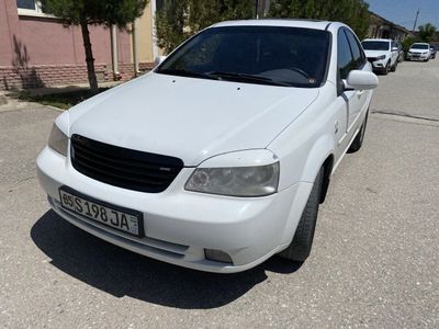 Lacetti 1.8 avtomat lyuks kanditsaner