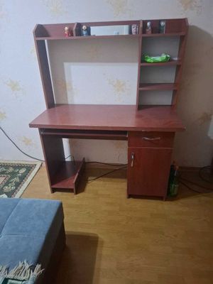 Стол компьютерный