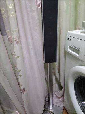 Продаются буфер , колонки 2 шт и 2 на ножках