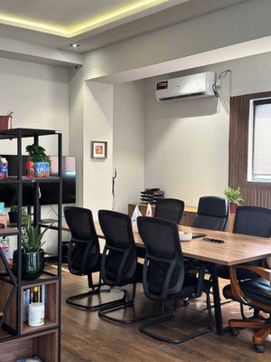 Сдается современный офис в БЦ "Паркентский" — 150 м², рядом с метро!