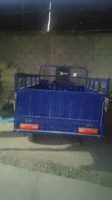 Lochin moto sotiladi