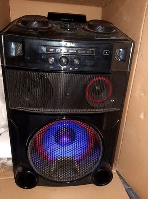 LG OM 7550K Muzikalni sentr 1000 wat Restoran kafe Discoteka uchun