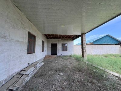 8 сотичли участкасотилади, каропка