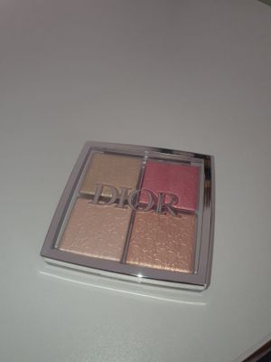 Доставка бесплатная Dior highlighter original 004 СРОЧНО ПРОДАЁТСЯ