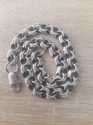 Kumush Braslet sotiladi