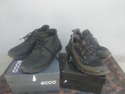 Мужские кроссовки Ecco две пары
