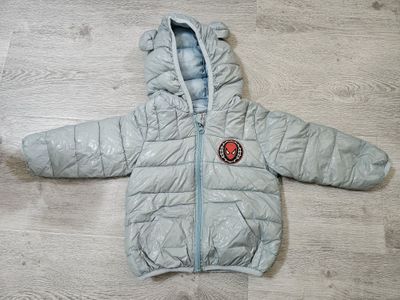Детская куртка на осень, размер 90, б/у, в отличном состоянии