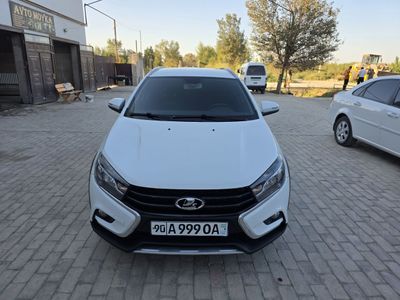 LADA VESTA GFK44 SX0 F2 сотилади