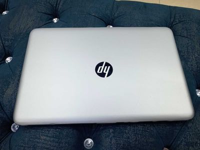 Ноутбук HP AMD A6 4 yader 4 potok