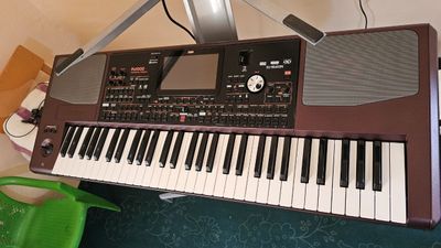 Korg pa 1000 holati ideal yangi srochno arzon narxda