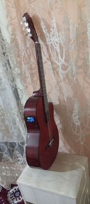 GITARA  SOTILADI HOLATI YANGI ISHLATILMAGAN