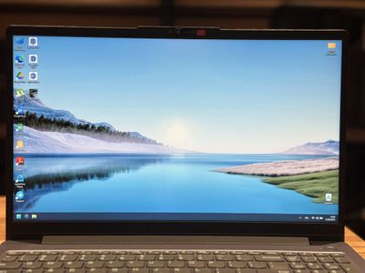Lenovo ideaPad Slim3i / Intel Core i3-13TH N305