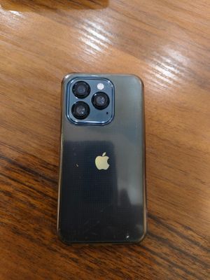 Mini iphone sotiladi