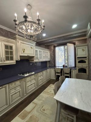 Аренда Габус ЦУМ, 3 комнаты 146 м2