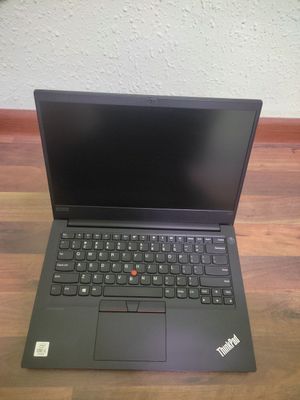 Lenovo thinkpad i5-10210U(10-avlod) 8/256gb