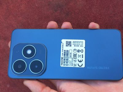 TECNO SPARK 20 ideal