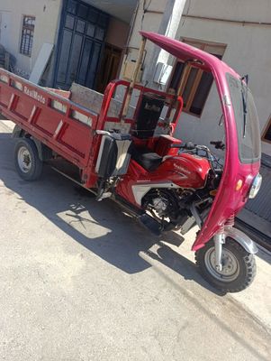 Real moto sotiladi