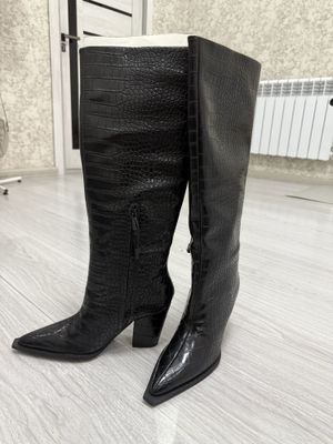Продается обувь