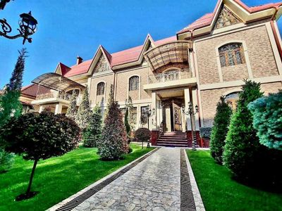 Продаётся укомплектованный мебелью и техникой