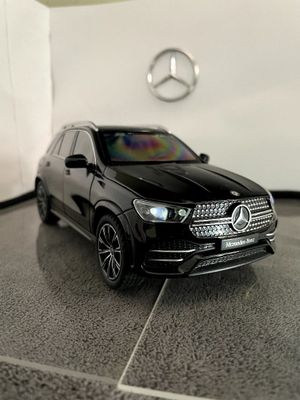 Продается Mercedes benz GLE 350 4matic 1:24 original