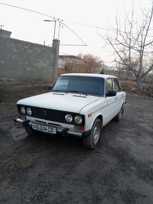 Vaz2106 sotiladi.